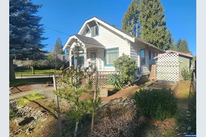 2605 NE Jarrett St, Portland, OR 97211 - Photo 1