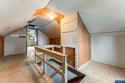 2605 NE Jarrett St, Portland, OR 97211 - Photo 17