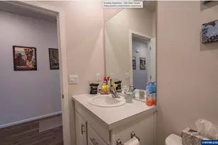 447 Greencrest St NE, Salem, OR 97301 - Photo 11