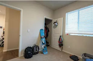 447 Greencrest St NE, Salem, OR 97301 - Photo 9