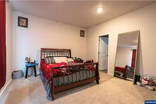 447 Greencrest St NE, Salem, OR 97301 - Photo 21