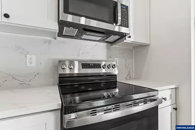 15133 SE Woodward St, Portland, OR 97236 - Photo 25