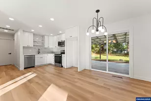 15133 SE Woodward St, Portland, OR 97236 - Photo 17