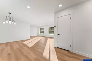 15133 SE Woodward St, Portland, OR 97236 - Photo 23