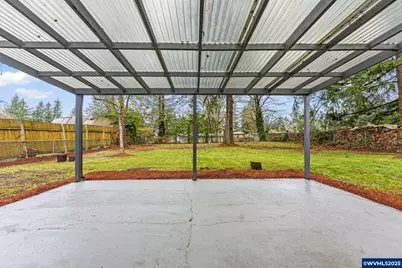 15133 SE Woodward St, Portland, OR 97236 - Photo 37