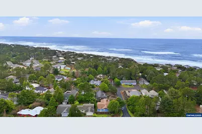 5655 Palisades Dr Dr, Lincoln City, OR 97367 - Photo 31