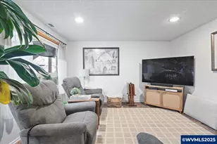 5240 Chapman St S, Salem, OR 97306 - Photo 33