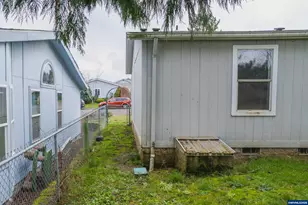 3396 Lake Vanessa Cir NW, Salem, OR 97304 - Photo 27