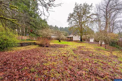 225 21st Av, Sweet Home, OR 97386 - Photo 29