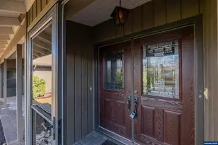 1555 NW 13th St, Corvallis, OR 97330 - Photo 5