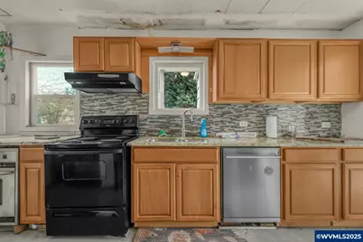 2735 Summer St SE, Salem, OR 97302 - Photo 7