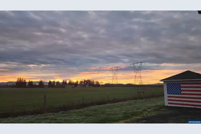 38696 Griggs Dr, Lebanon, OR 97355 - Photo 21