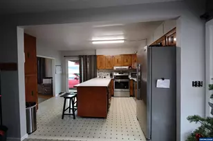 38696 Griggs Dr, Lebanon, OR 97355 - Photo 9