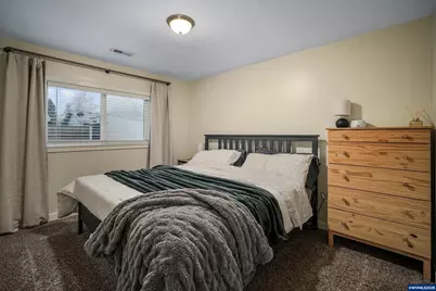 4748 Mall Ct NE, Salem, OR 97305 - Photo 15