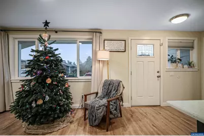 4748 Mall Ct NE, Salem, OR 97305 - Photo 5