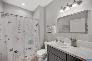 1194 SW Maple St, Dallas, OR 97338 - Photo 19