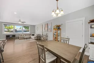 1194 SW Maple St, Dallas, OR 97338 - Photo 17