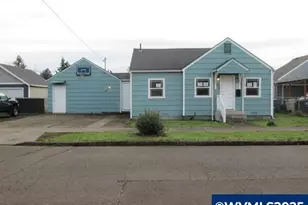 370 W B St, Lebanon, OR 97355 - Photo 1