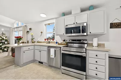 1614 Granite St, Woodburn, OR 97071 - Photo 11