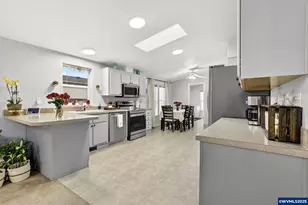 1614 Granite St, Woodburn, OR 97071 - Photo 5