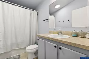 1614 Granite St, Woodburn, OR 97071 - Photo 31