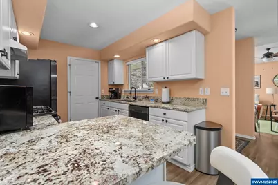 1357 Northern Heights (1359) Lp NE, Keizer, OR 97303 - Photo 31