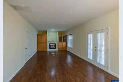 4237 Strawberry Ct NE, Salem, OR 97305 - Photo 11