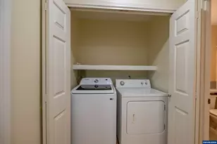 4237 Strawberry Ct NE, Salem, OR 97305 - Photo 35