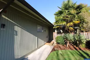 1035 Chestnut St NW, Salem, OR 97304 - Photo 39