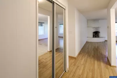 1035 Chestnut St NW, Salem, OR 97304 - Photo 3