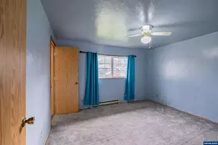 905 Ash St, Brownsville, OR 97327 - Photo 31