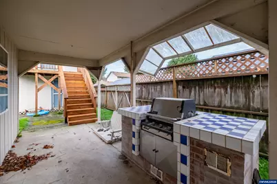 905 Ash St, Brownsville, OR 97327 - Photo 41