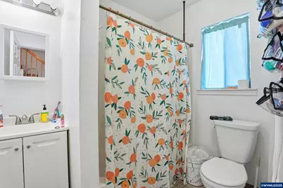 789 Hall St, Woodburn, OR 97071 - Photo 9