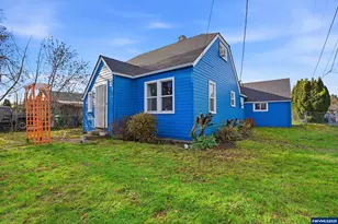 789 Hall St, Woodburn, OR 97071 - Photo 1