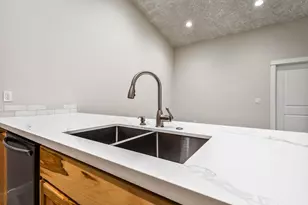 3631 Green River Rd, Sweet Home, OR 97386 - Photo 9