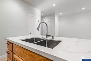 3619 Green River Rd, Sweet Home, OR 97386 - Photo 11