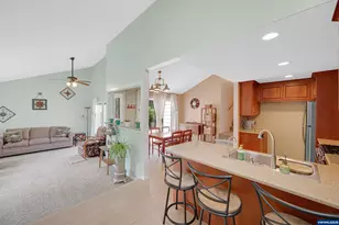 1010 Well St, Silverton, OR 97381 - Photo 25