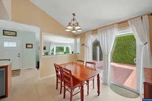 1010 Well St, Silverton, OR 97381 - Photo 29