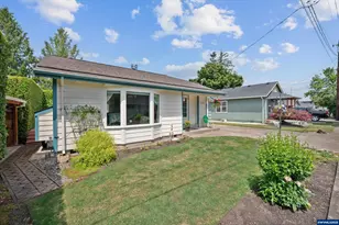 1010 Well St, Silverton, OR 97381 - Photo 5
