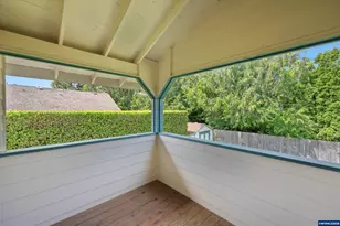 1010 Well St, Silverton, OR 97381 - Photo 41