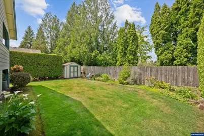 1010 Well St, Silverton, OR 97381 - Photo 43