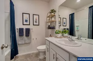 348 Greencrest St NE, Salem, OR 97301 - Photo 5