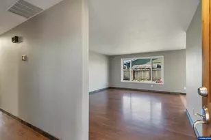 4933 Regal Dr NE, Salem, OR 97301 - Photo 7