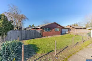 4933 Regal Dr NE, Salem, OR 97301 - Photo 5