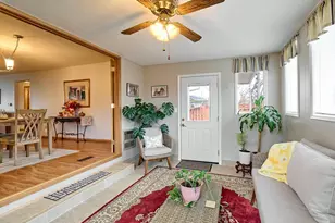 1944 Santiam Dr, Woodburn, OR 97071 - Photo 9