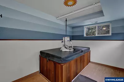 9790 NE Benton St, Newport, OR 97365 - Photo 23