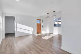 1768 38th Pl NE, Salem, OR 97305 - Photo 3