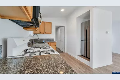 1768 38th Pl NE, Salem, OR 97305 - Photo 11