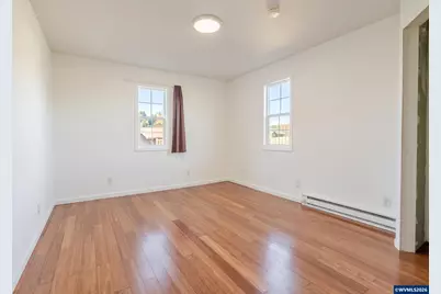 1360 2nd Av, Sweet Home, OR 97386 - Photo 17