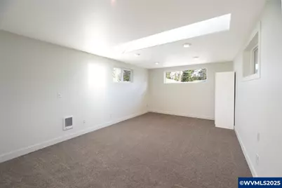 742 Walnut St, Lebanon, OR 97355 - Photo 23